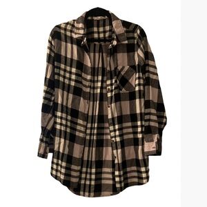 Black white button down flannel